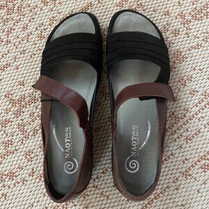 Naot Papaki Sandals Euro 42, US 11